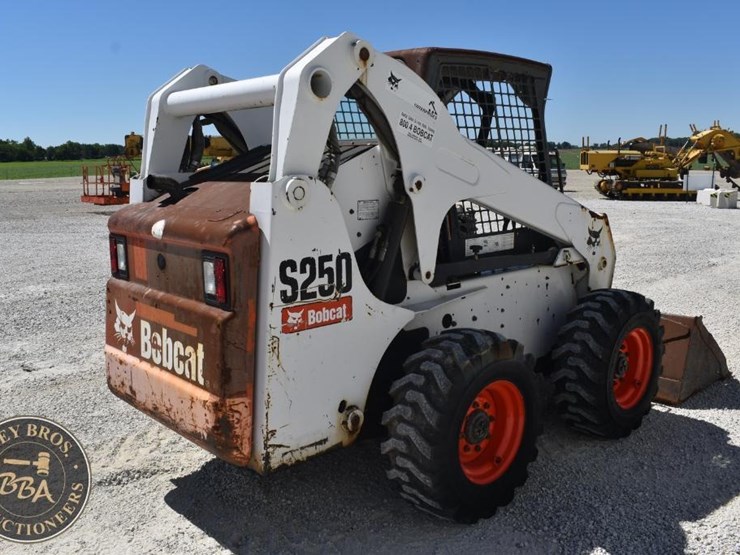 2007-bobcat-s250-image-6