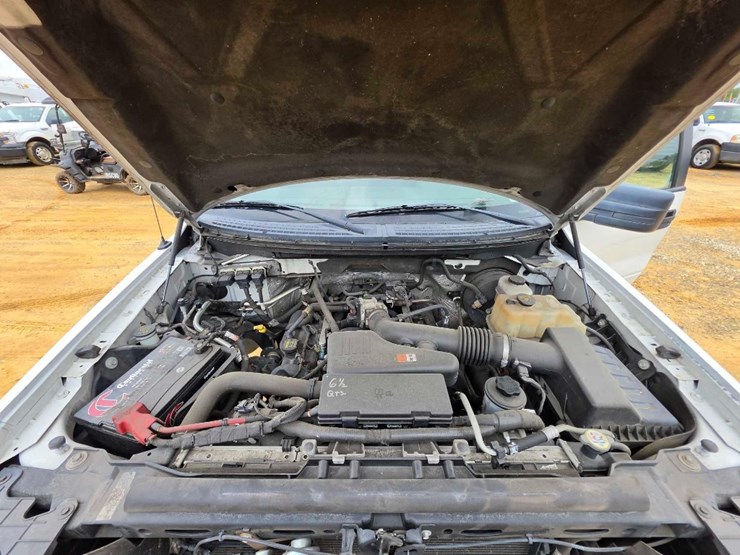 2011-ford-f150-xl-image-15