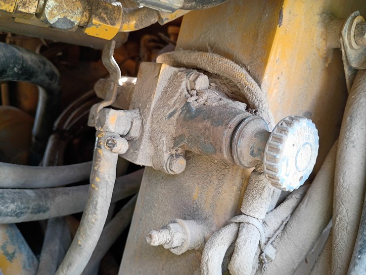 caterpillar-963b-image-33
