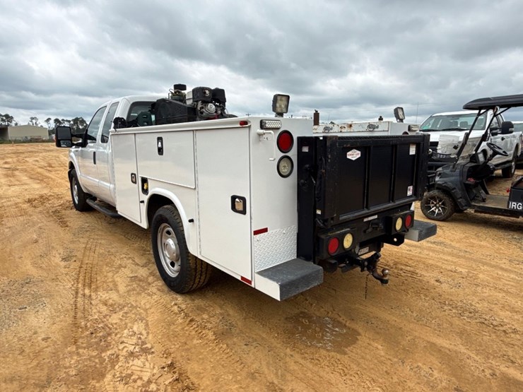 2016-ford-f350-image-3