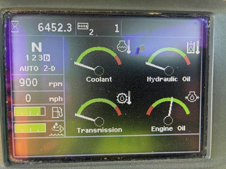 2018-deere-644k-image-25