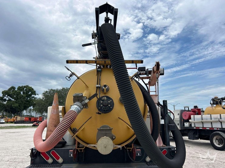 2019-ford-f750-image-27