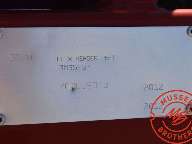 2012-case-ih-3020-image-31