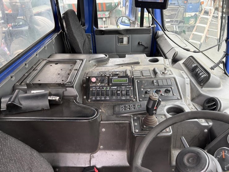 2015-autocar-xpeditor-image-16