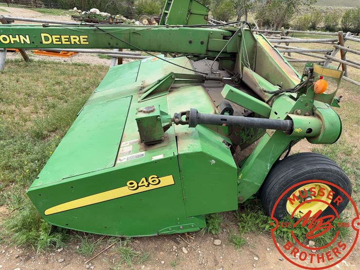 john-deere-946-image-3