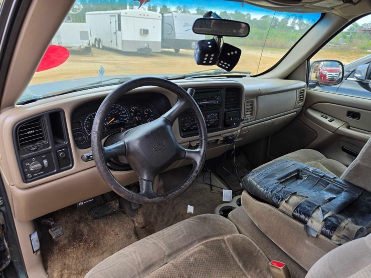 2001-chevrolet-silverado-1500-image-8