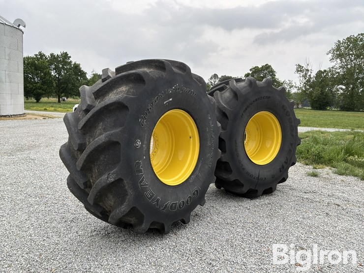 john-deere-r-image-3