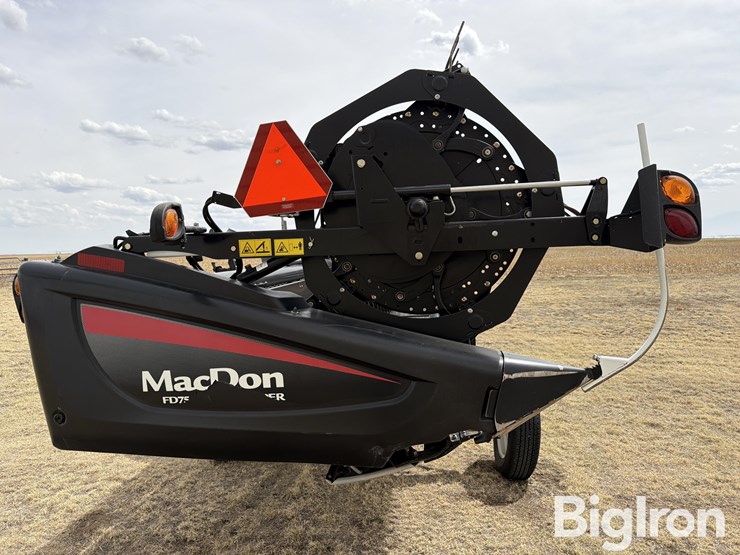 2015-mac-don-fd75-image-6