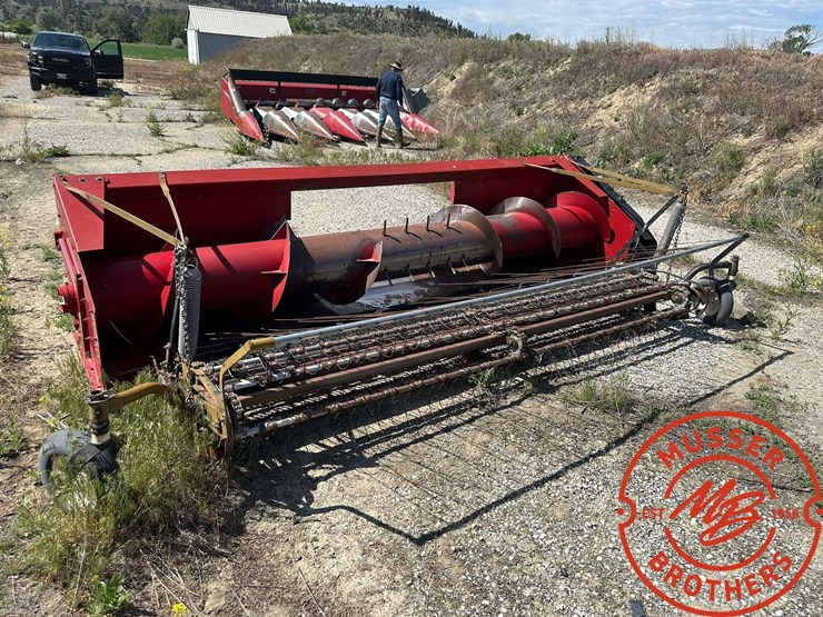 case-ih-1015-image-1