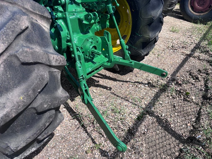 john-deere-2240-image-5