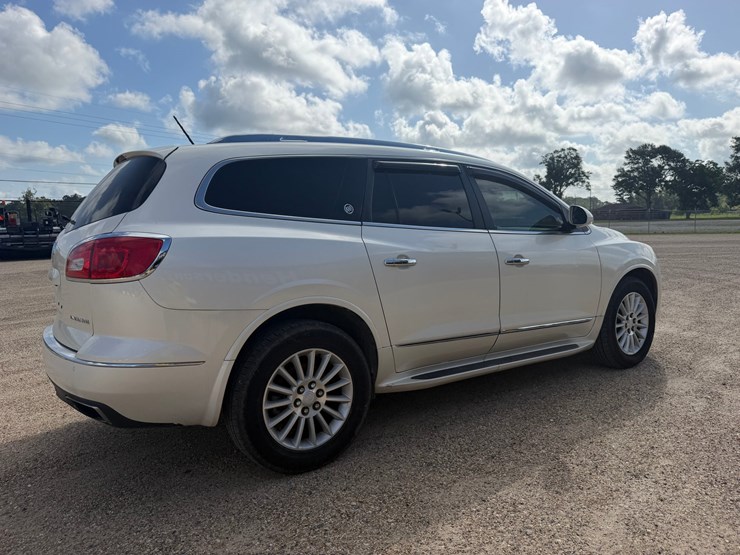 buick-enclave-image-17