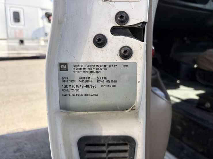 2009-auto-crane-8406h-image-38