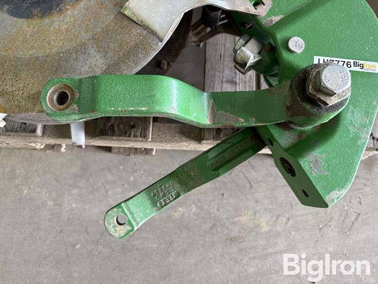 john-deere-planter-row-unit-assemblies-image-12