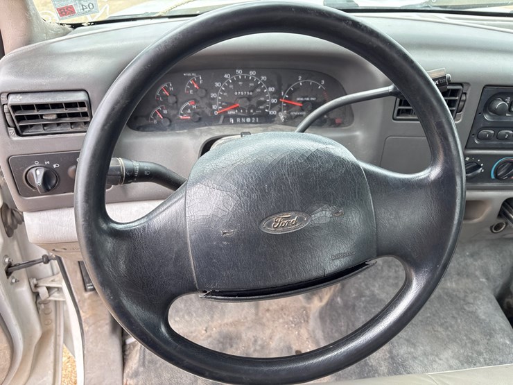 2001-ford-f350-image-11