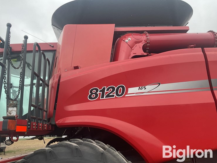 2011-case-ih-8120-image-17