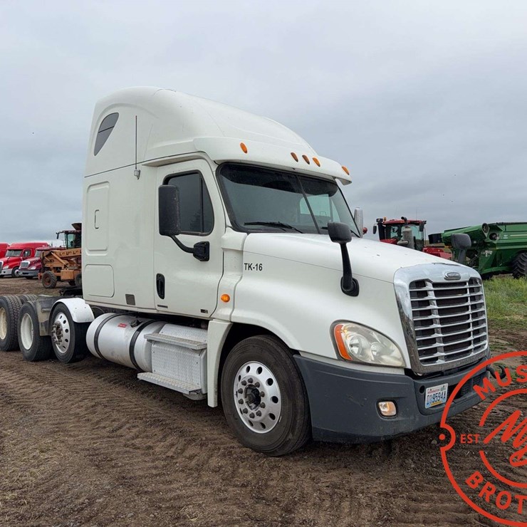 2012 FREIGHTLINER CASCADIA 125