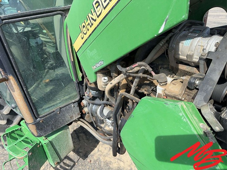 2003-john-deere-5520-image-21