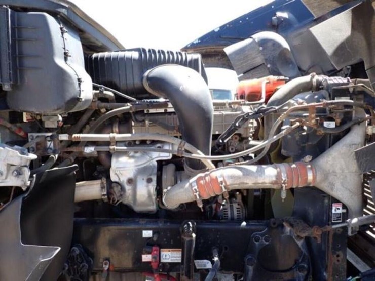 2018-freightliner-coronado-122-image-34