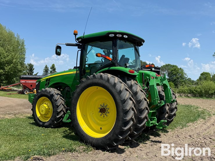 2012-john-deere-8285r-image-7