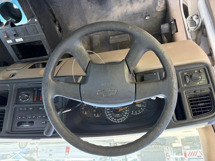 2006-chevrolet-silverado-1500-image-10