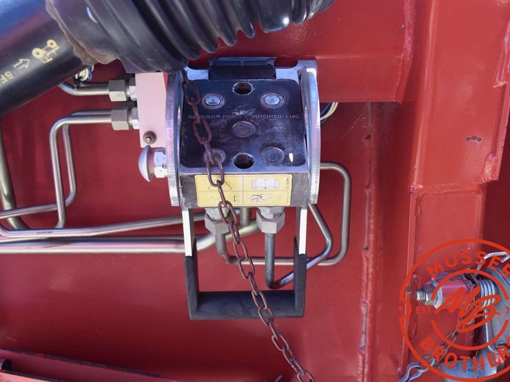 2012-case-ih-3020-image-26
