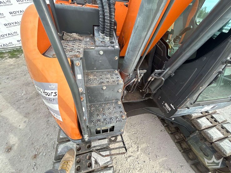2019-doosan-dx140-lcr-5-image-32