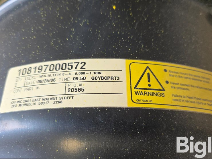 john-deere-16-image-14