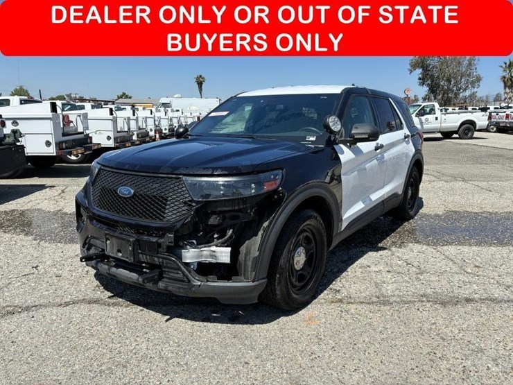 2020-ford-explorer-police-interceptor-image-1