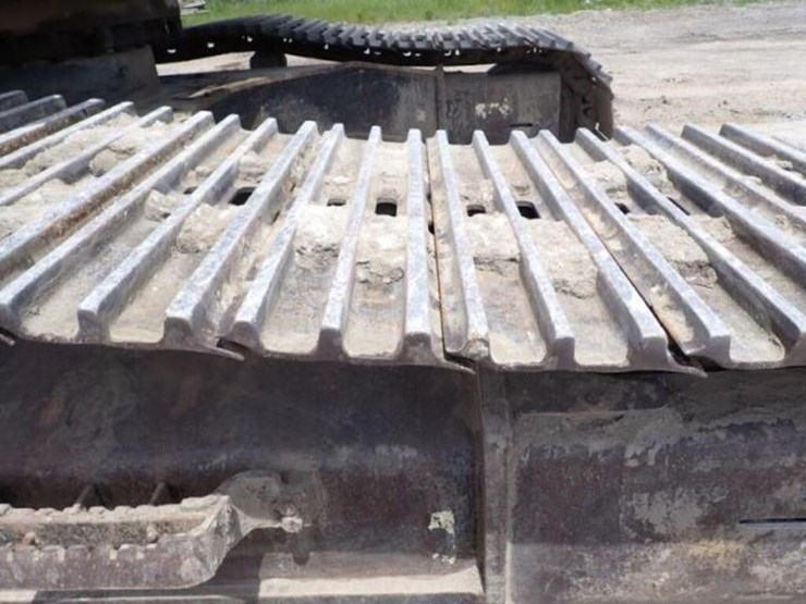 2009-deere-270d-lc-image-58