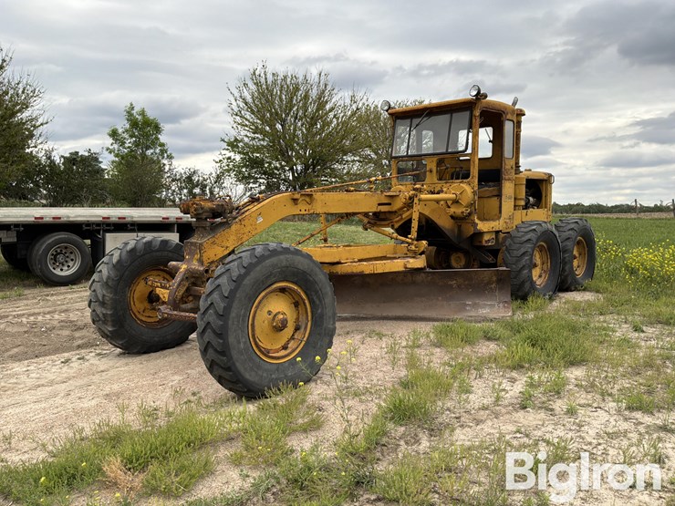caterpillar-12-image-1