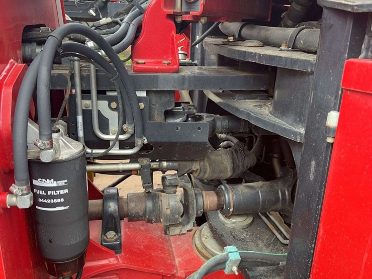 2014-case-ih-550-image-29