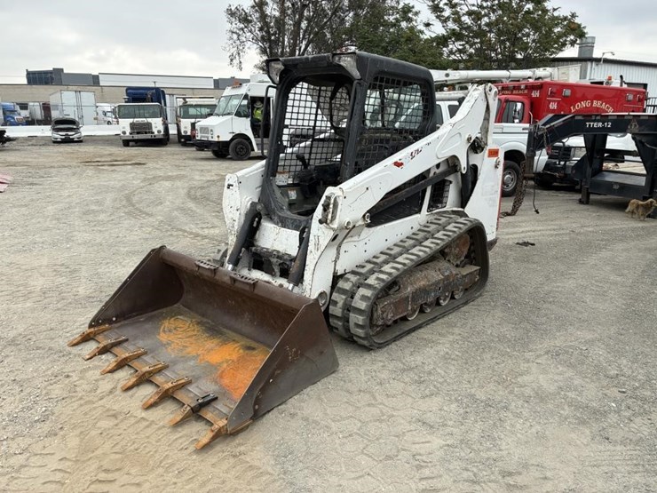 2020-bobcat-t590-image-1