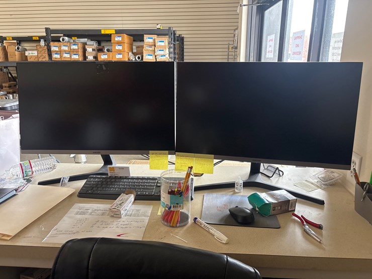 #4038-•-computer-monitors-and-office-supplies-image-2