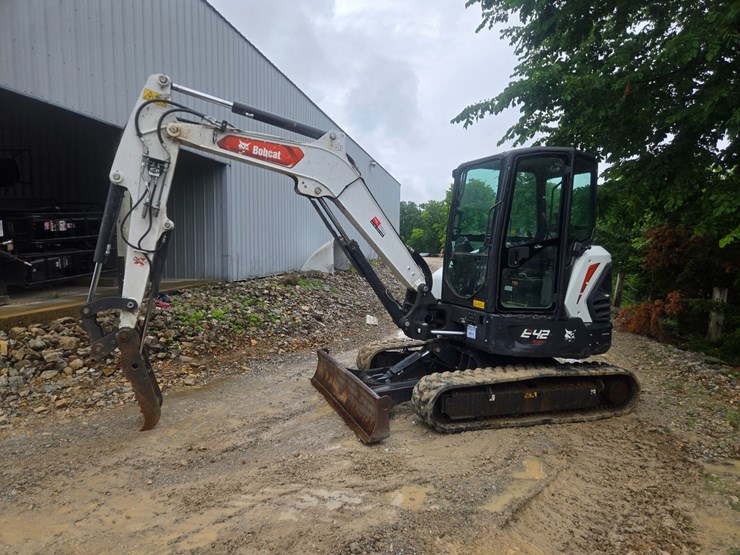 2023-bobcat-e42-image-4