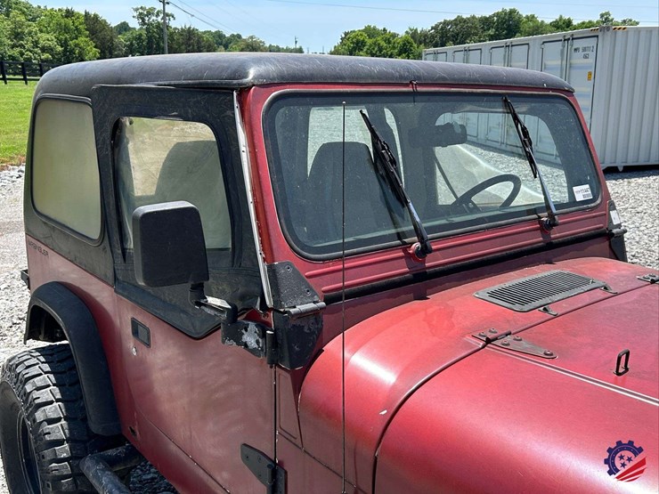 1994-jeep-wrangler-image-44