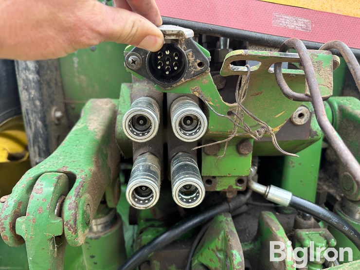 john-deere-6200-image-11