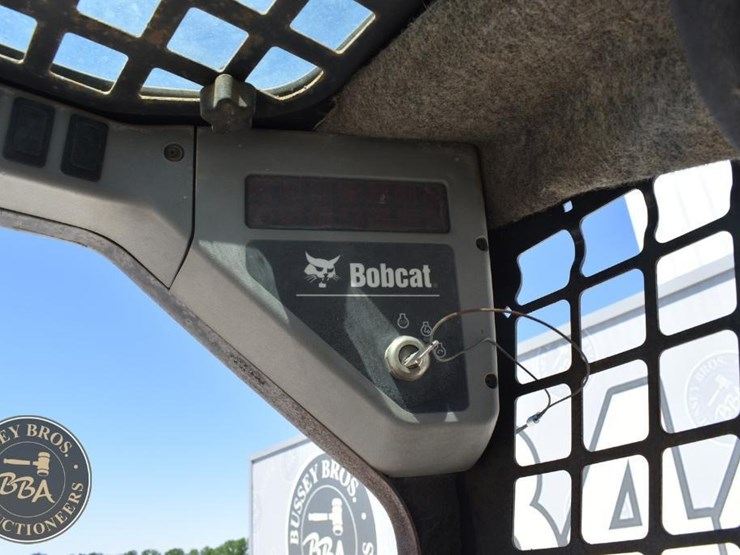 2007-bobcat-s250-image-39