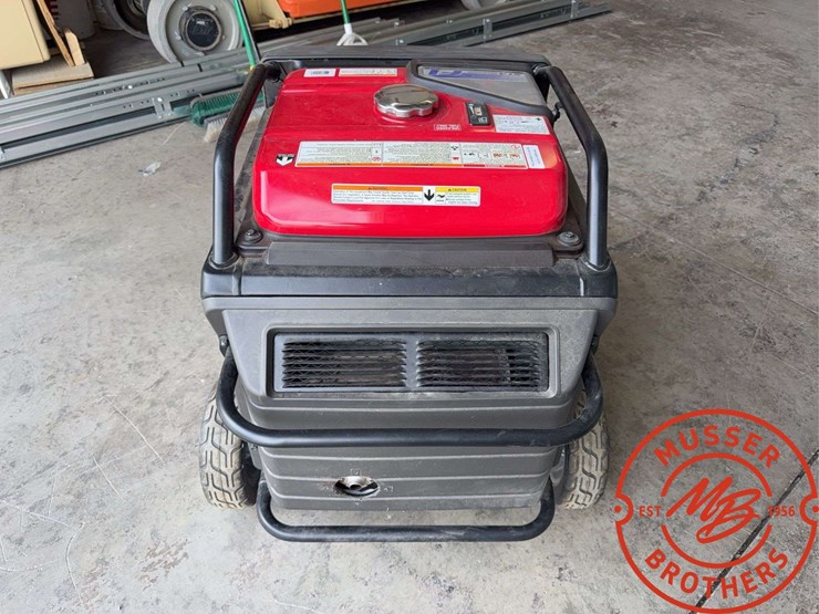 honda-eu7000is-image-4