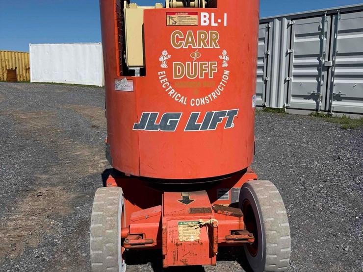 2000-jlg-e300ajp-image-11