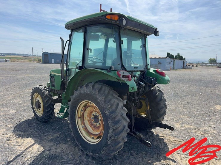 2003-john-deere-5520-image-3