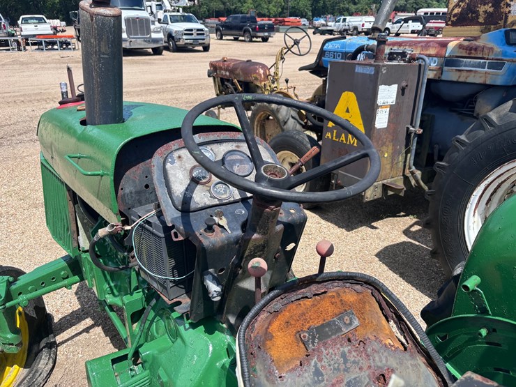 john-deere-2240-image-6