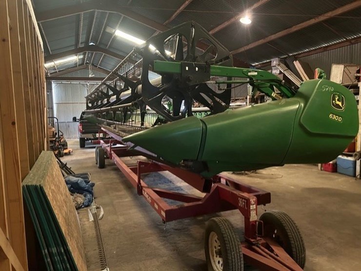 #2401-•-2014-john-deere-s680s-sts-combine-w/-630d-header-and-ja-mar-trailer-image-8
