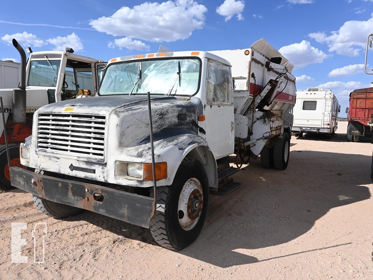 1995-international-4900-image-1
