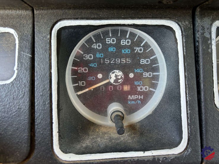 1994-jeep-wrangler-image-76