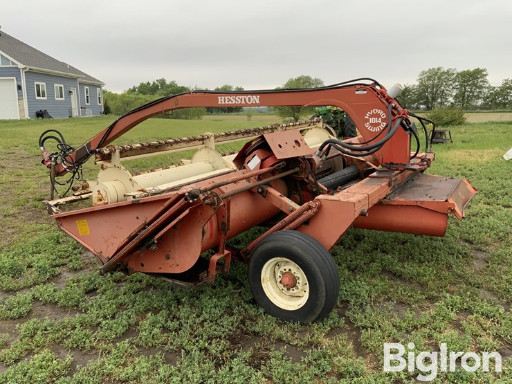 hesston-1014-image-7