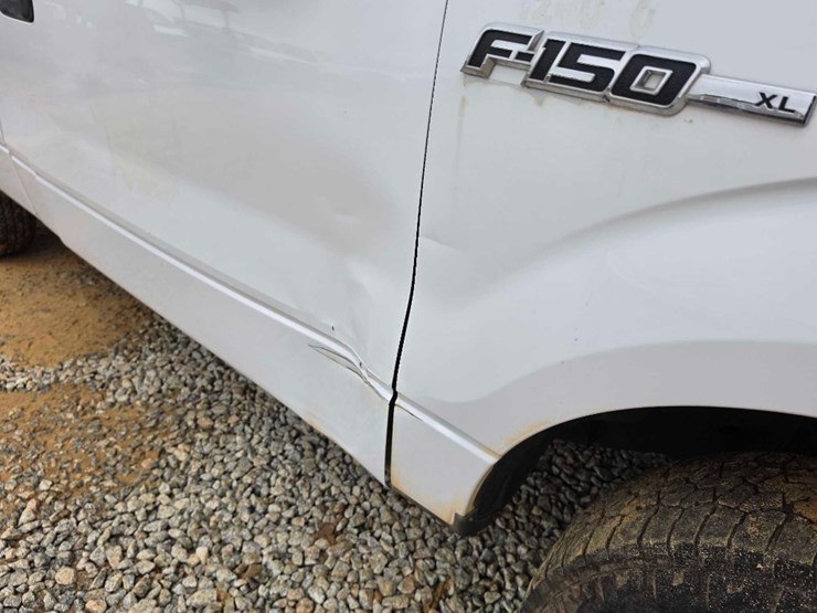 2012-ford-f150-xl-image-4
