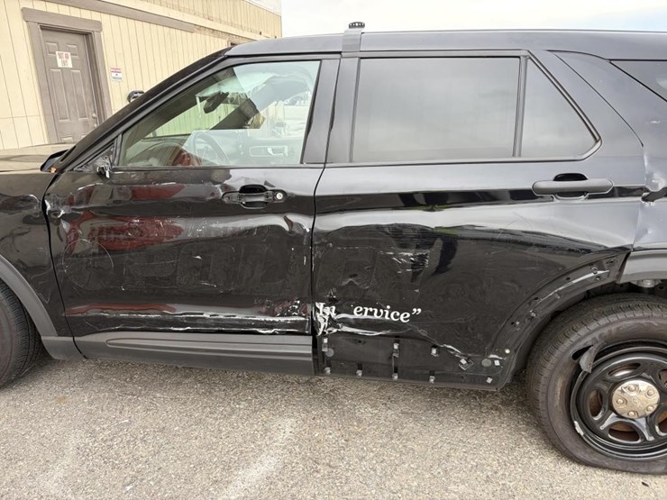 2021-ford-explorer-police-interceptor-image-5