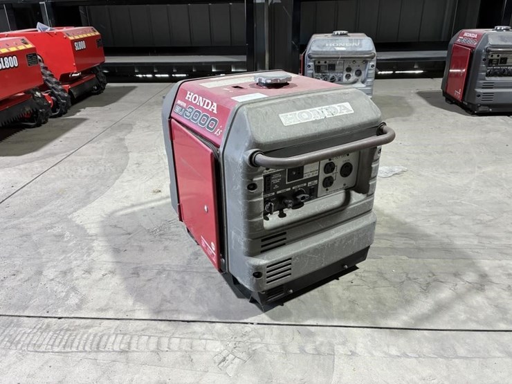 honda-eu3000is-image-1
