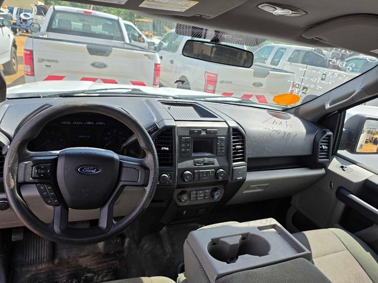 2015-ford-f150-image-12