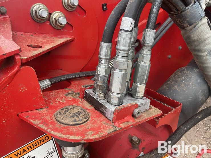 2011-case-ih-8120-image-13